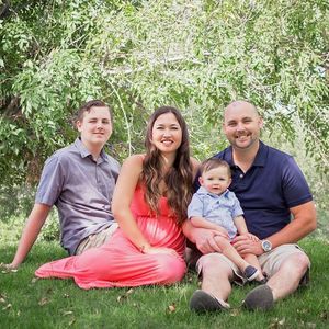 Meet your Posher, Laura